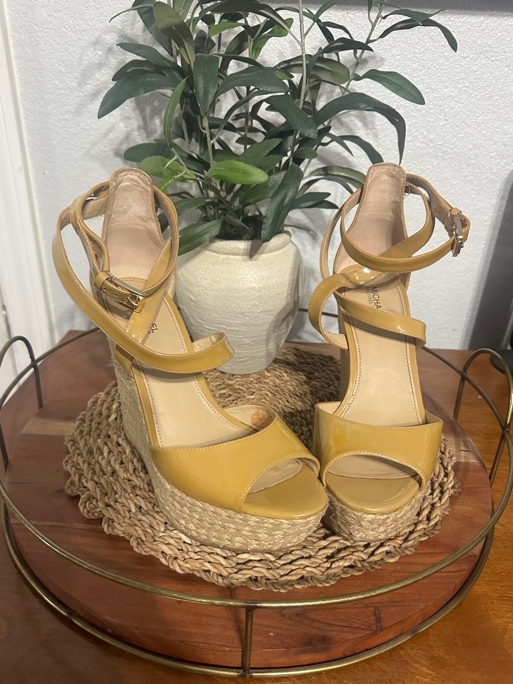 Michael Kors Tan Patent Leather Wedge Espadrille Sandals - Size 8